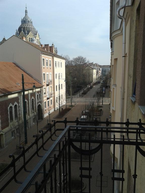 Gutenberg Apartments Szeged Ruang foto